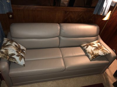 Salon Couch2a.jpg